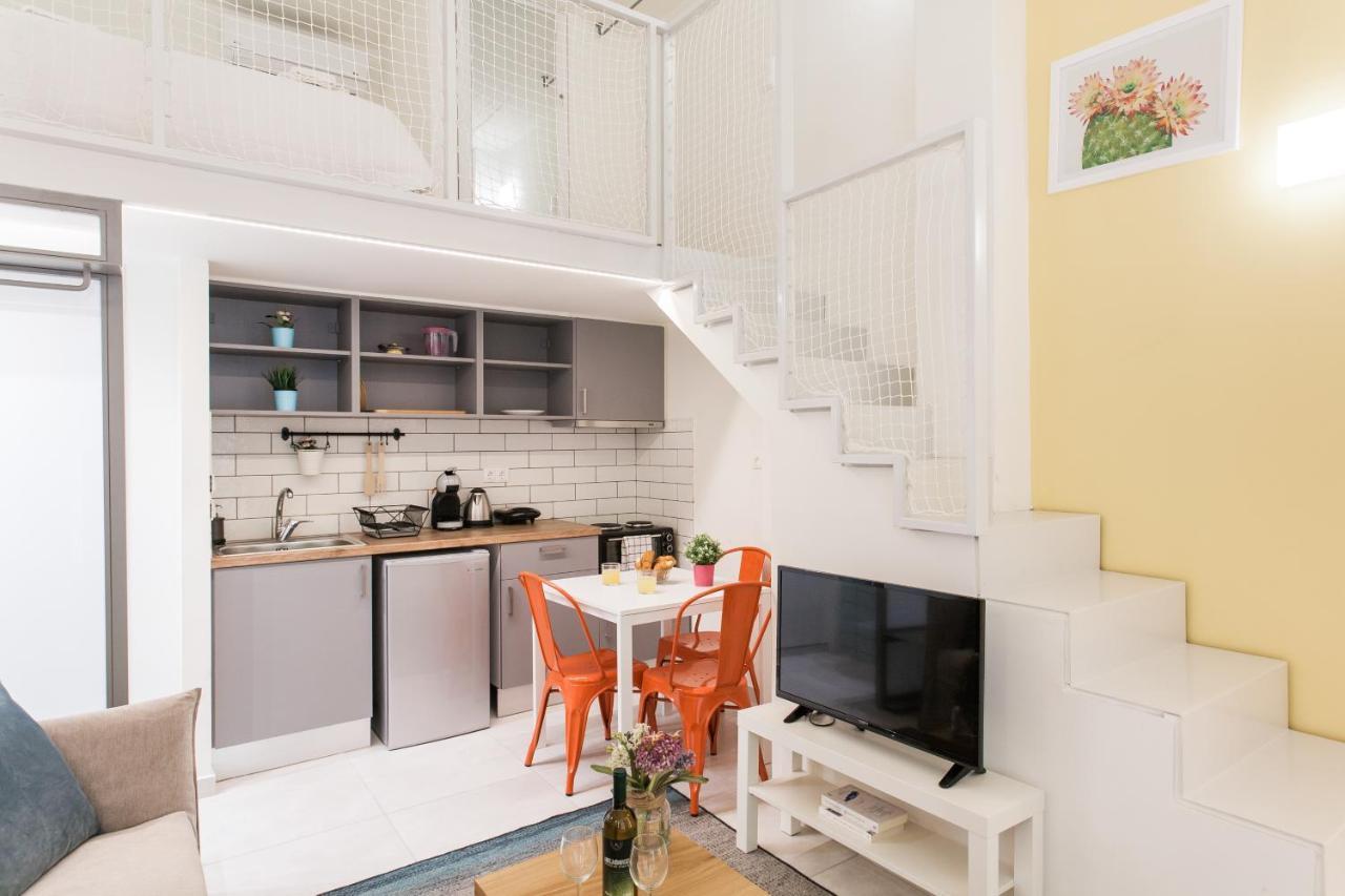 Relax In This Funky Loft Next To Metro! Atény Exteriér fotografie